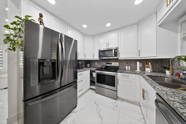 849 Camellia Drive, Royal Palm Beach, FL 33411