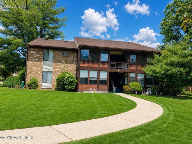 115 Amberly Drive H, Manalapan, NJ 07726