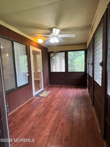 115 Amberly Drive H, Manalapan, NJ 07726