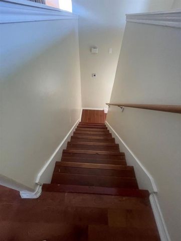 13064 Peppergate Lane, Houston, TX 77044