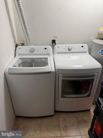 3288 WYNDALE CT, Woodbridge, VA 22192