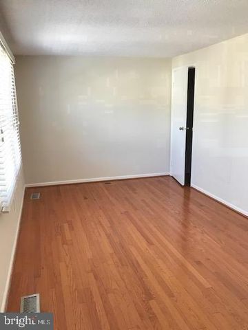 3288 WYNDALE CT, Woodbridge, VA 22192