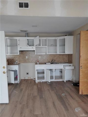 5210 Mile 12 N, Mercedes, TX 78570