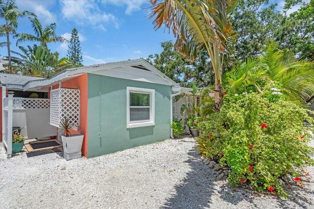 1760 WISCONSIN LANE, Sarasota, FL 34239