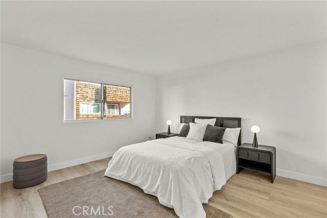 5400 Newcastle 12, Encino (los Angeles), CA 91316