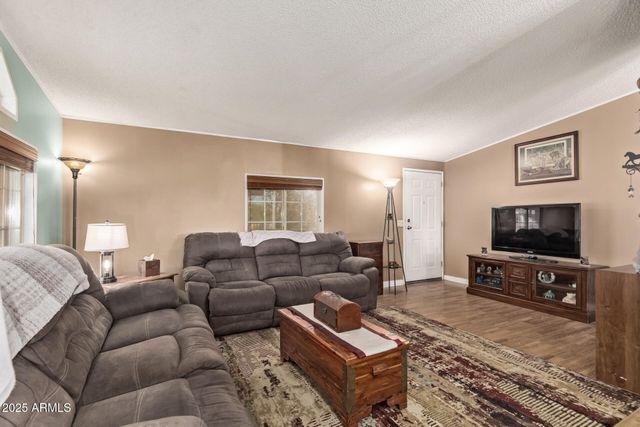 164 N WICKIUP Road, Apache Junction, AZ 85119