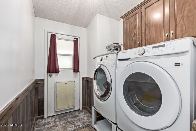 164 N WICKIUP Road, Apache Junction, AZ 85119