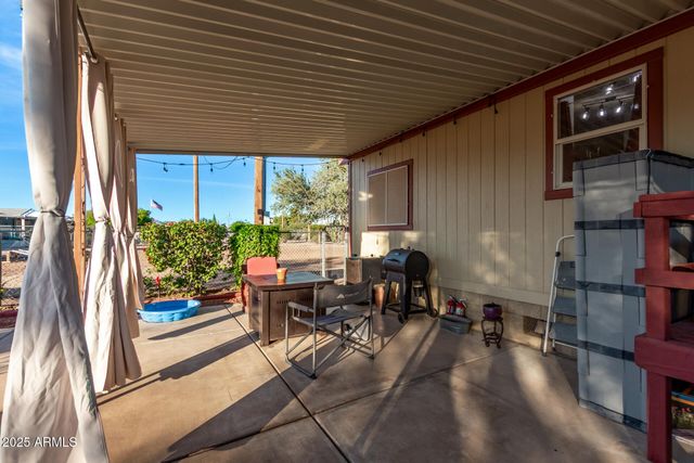 164 N WICKIUP Road, Apache Junction, AZ 85119