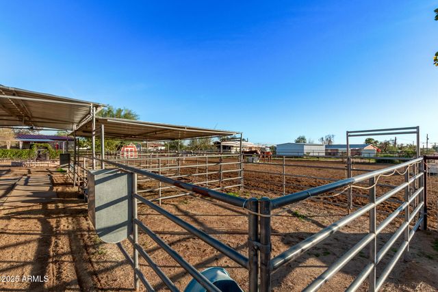 164 N WICKIUP Road, Apache Junction, AZ 85119