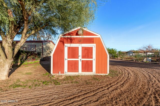 164 N WICKIUP Road, Apache Junction, AZ 85119