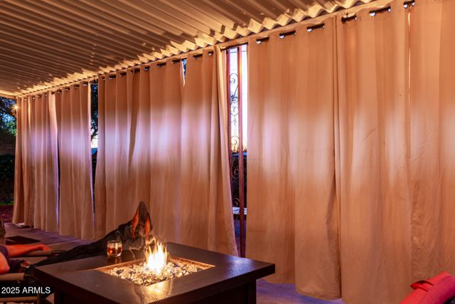 164 N WICKIUP Road, Apache Junction, AZ 85119