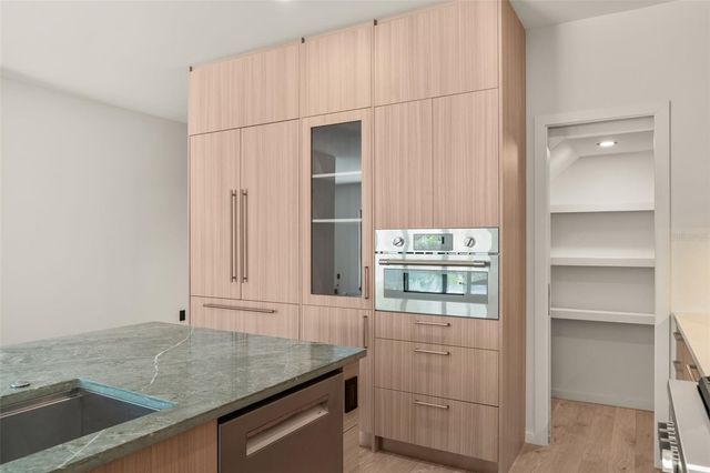 1680 CHERRY LANE, Sarasota, FL 34236