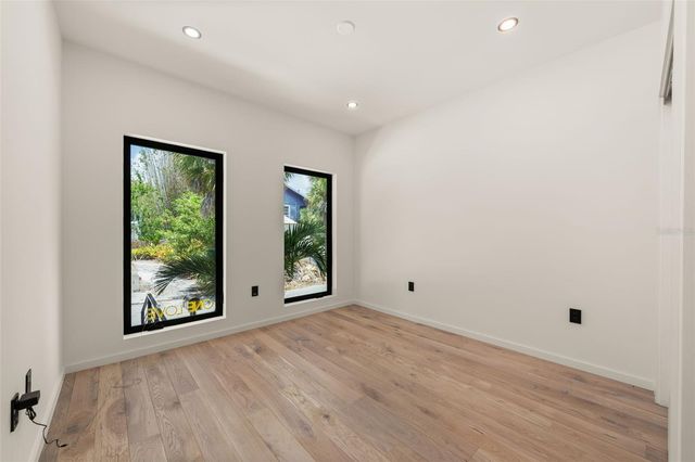 1680 CHERRY LANE, Sarasota, FL 34236