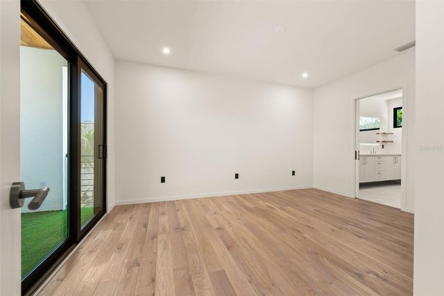 1680 CHERRY LANE, Sarasota, FL 34236