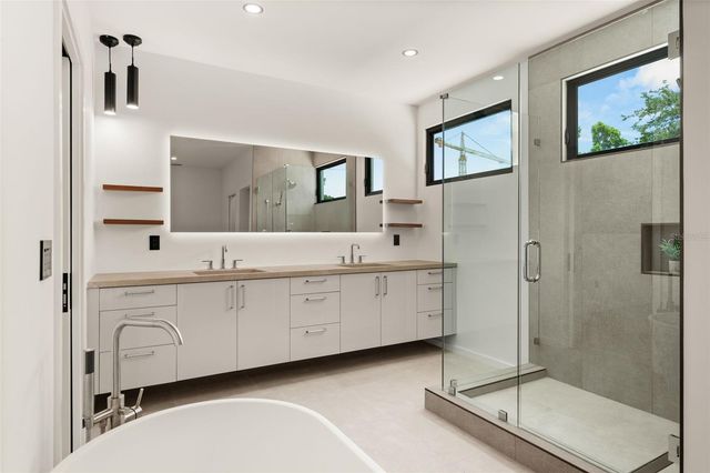 1680 CHERRY LANE, Sarasota, FL 34236