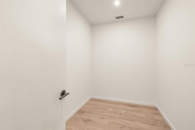 1680 CHERRY LANE, Sarasota, FL 34236