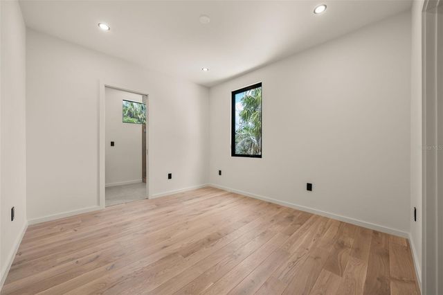 1680 CHERRY LANE, Sarasota, FL 34236