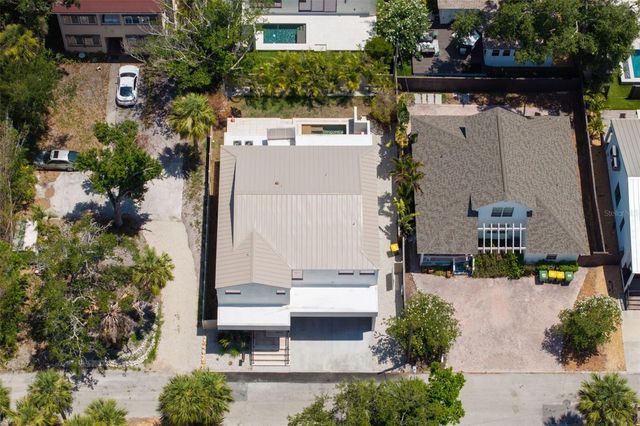 1680 CHERRY LANE, Sarasota, FL 34236