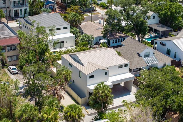 1680 CHERRY LANE, Sarasota, FL 34236
