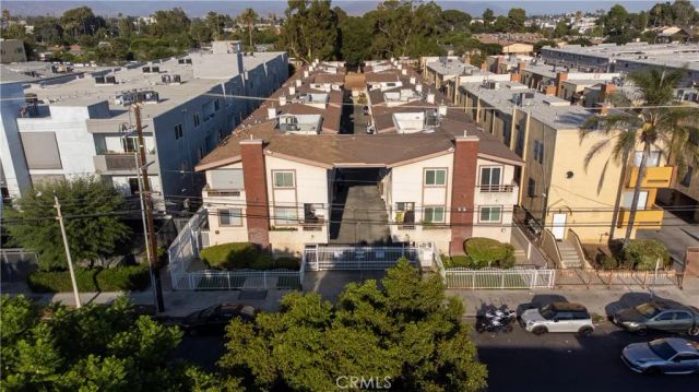 8744 Burnet 7, North Hills, CA 91343