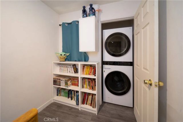 8744 Burnet 7, North Hills, CA 91343