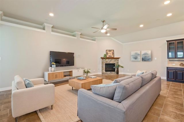 2024 Nogalas Lane, League City, TX 77573