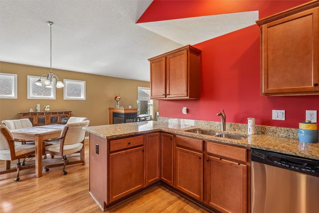 4529 145th Street, Urbandale, IA 50323