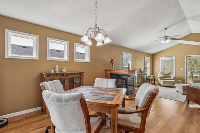 4529 145th Street, Urbandale, IA 50323