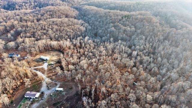 100 Waynoe Road, Ashland City, TN 37015