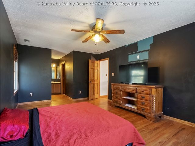 214 Cedar Drive, Scott Depot, WV 25560