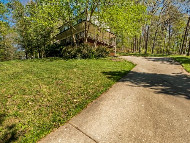 214 Cedar Drive, Scott Depot, WV 25560