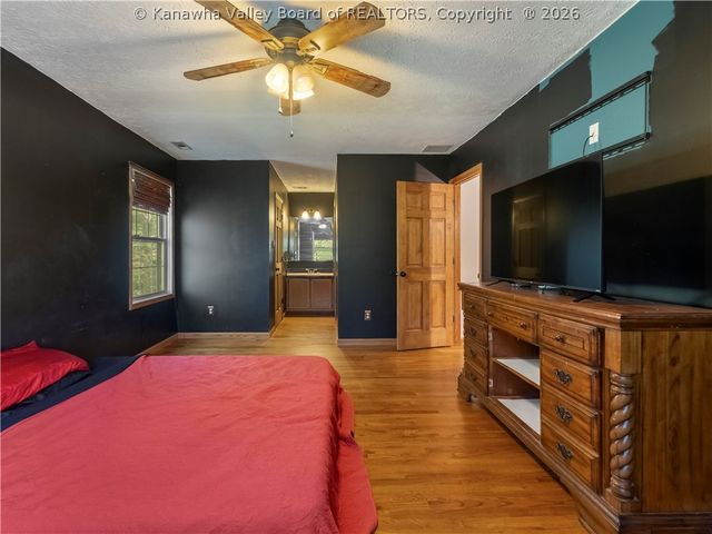 214 Cedar Drive, Scott Depot, WV 25560
