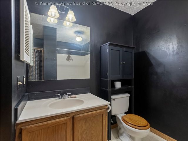 214 Cedar Drive, Scott Depot, WV 25560