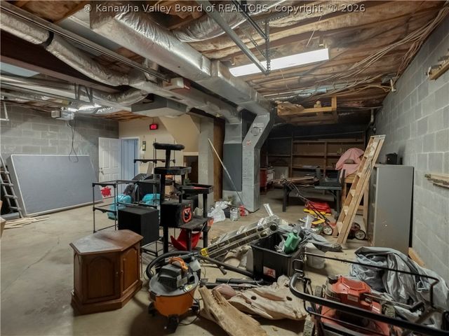 214 Cedar Drive, Scott Depot, WV 25560