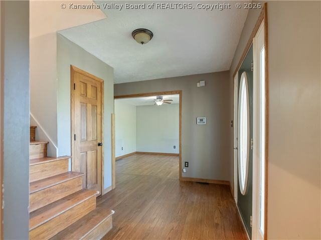 214 Cedar Drive, Scott Depot, WV 25560