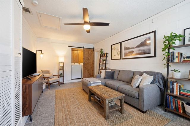 112 ALEXANDRIA AVENUE, Minneola, FL 34715