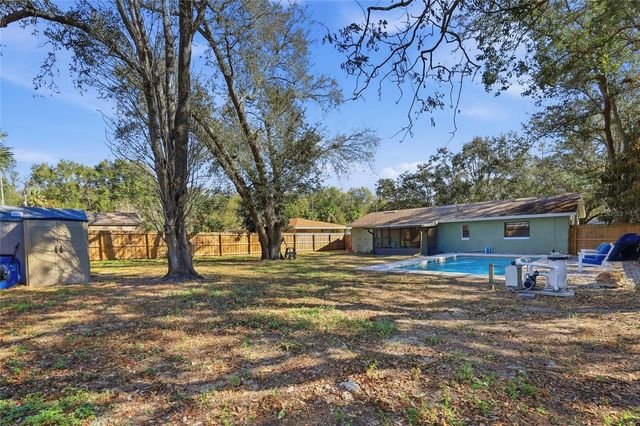 112 ALEXANDRIA AVENUE, Minneola, FL 34715