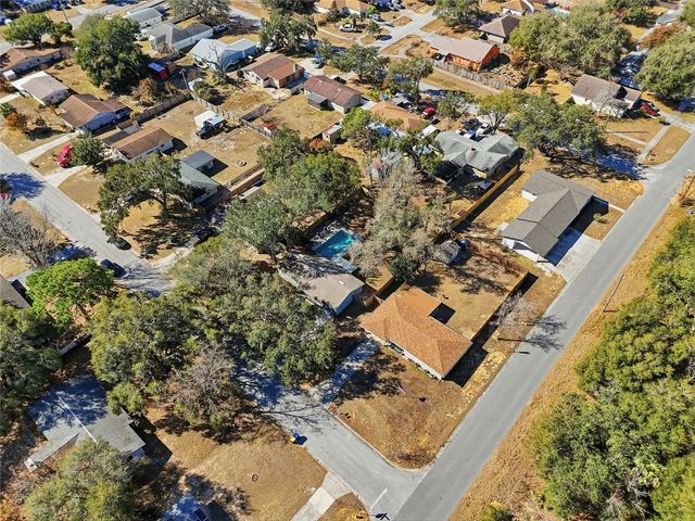 112 ALEXANDRIA AVENUE, Minneola, FL 34715