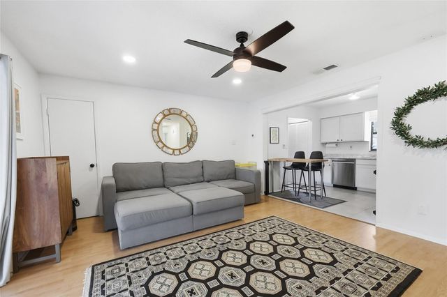 112 ALEXANDRIA AVENUE, Minneola, FL 34715