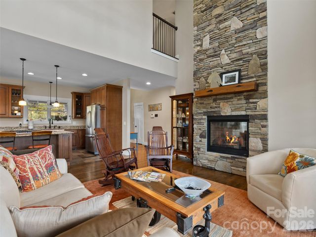 711 Winfield Drive, Clyde, NC 28721