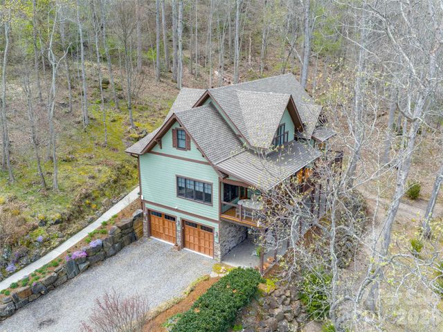 711 Winfield Drive, Clyde, NC 28721