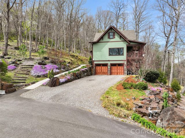 711 Winfield Drive, Clyde, NC 28721