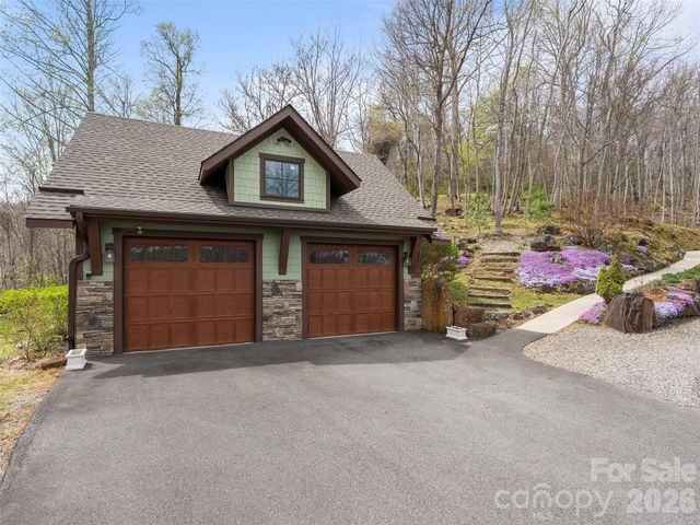 711 Winfield Drive, Clyde, NC 28721