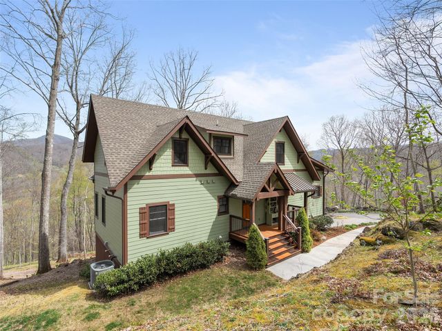 711 Winfield Drive, Clyde, NC 28721