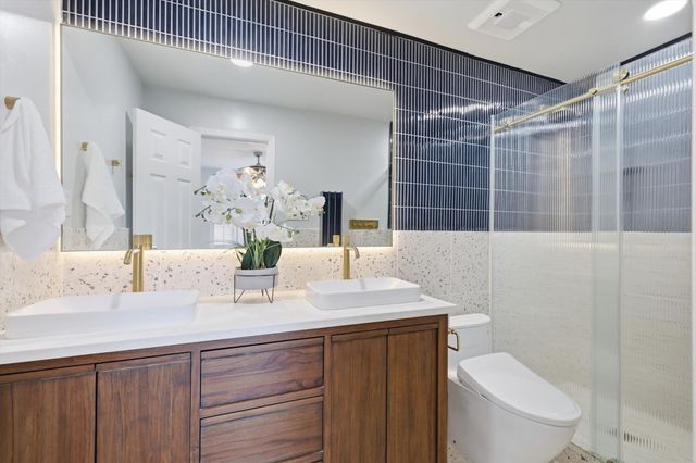 15741 Mapleview Circle, Dallas, TX 75248