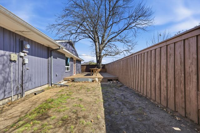 15741 Mapleview Circle, Dallas, TX 75248