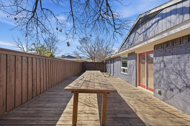 15741 Mapleview Circle, Dallas, TX 75248