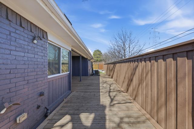 15741 Mapleview Circle, Dallas, TX 75248