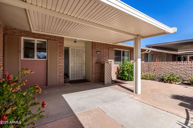 10816 W VENTURI Drive, Sun City, AZ 85351