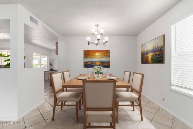 10816 W VENTURI Drive, Sun City, AZ 85351